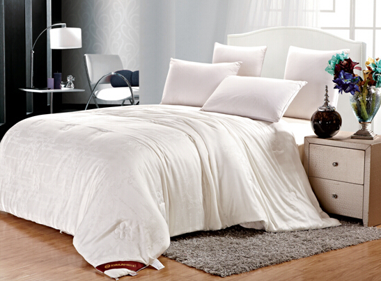 喜日來蠶絲被強勢進駐天貓500萬優惠回饋粉絲