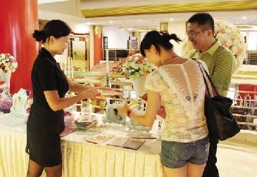 訂單排到明年 婚慶市場(chǎng)“好忙”