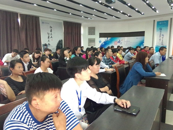 雨蘭迎來新員工全面培訓 提升個人綜合素質