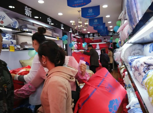 雨蘭廣西田陽專賣開業 盡顯東方神韻之美