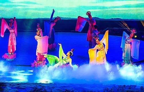 新余刮起絢麗夏布風