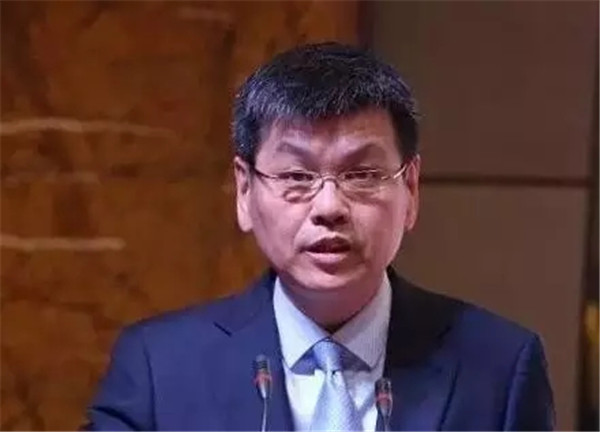 如何做到“時(shí)尚科技與協(xié)同創(chuàng)新”?聽聽中國紡織服裝企業(yè)家活動(dòng)日暨海上絲綢之路產(chǎn)業(yè)對接會上的聲音