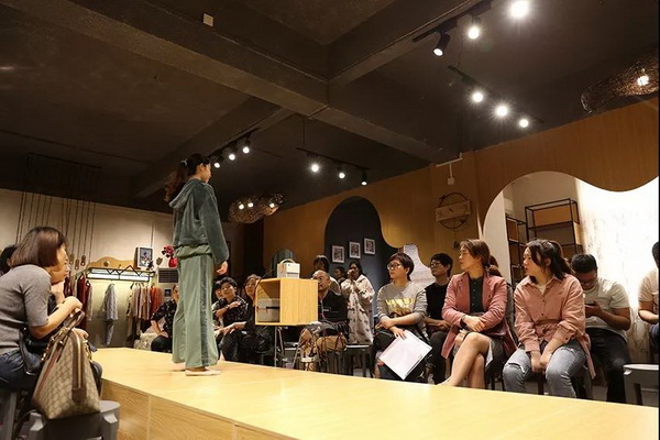 邂逅韓綠獨享恬然--“韓綠&天祎”品牌暨2019秋冬新品訂貨會成功舉辦