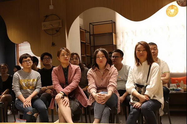 邂逅韓綠獨享恬然--“韓綠&天祎”品牌暨2019秋冬新品訂貨會成功舉辦