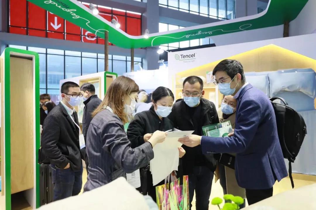 零碳天絲™品牌纖維亮相,講述家紡展上“源自天然的舒適”!